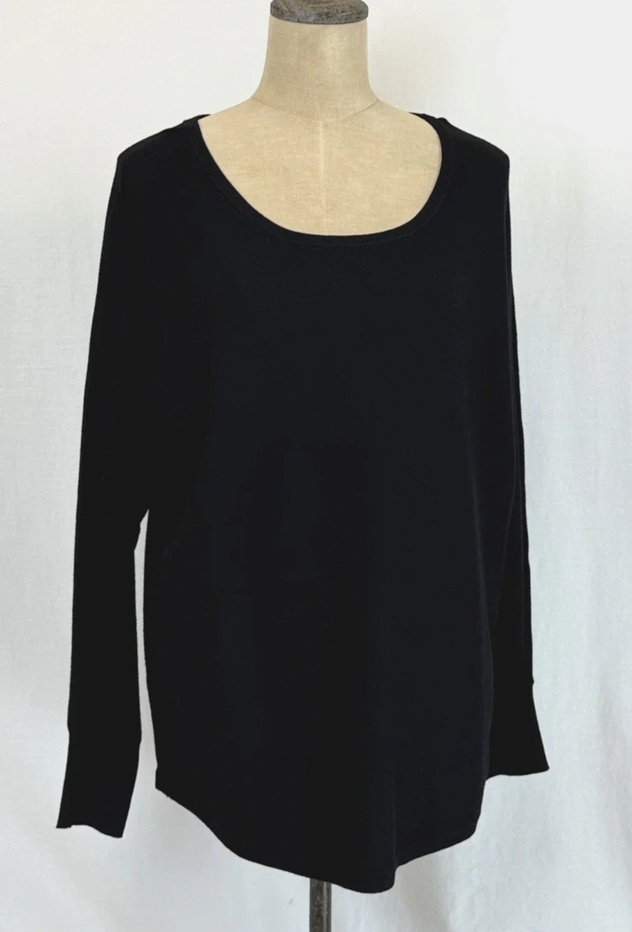 NWT Soya Concept Black Sweater with Button Detail Down Back SZ XL #0421